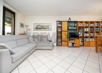Soggiorno - Villa a Schiera via dei bersaglieri
 
19, Brembate - foto 3