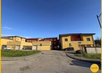 Foto 12 - Quadrilocale Via Orlana Fallaci
 
27, Molinella - foto 12