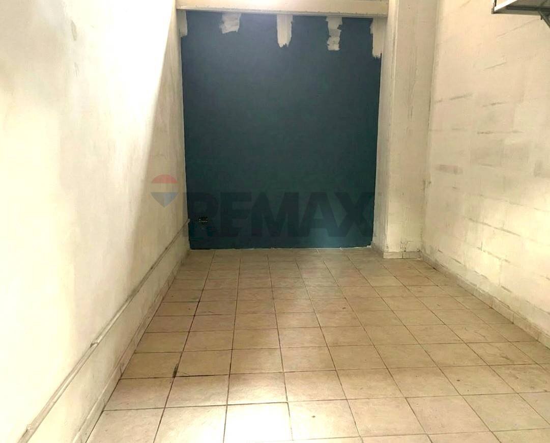 Stanza vuota - Box Via Jugoslavia
 
10, Trani - photo 1