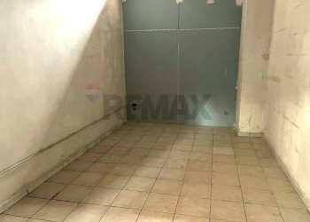 Stanza vuota - Box Via Jugoslavia
 
10, Trani - photo 4