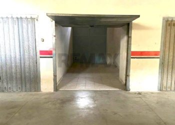 Parcheggio - Box Via Jugoslavia
 
10, Trani - photo 7