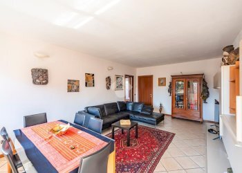 Three-room apartment Via Volta, Rescaldina - photo 6