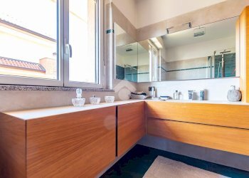 Three-room apartment Via Volta, Rescaldina - photo 19