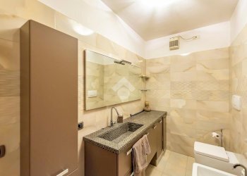 Three-room apartment Via Volta, Rescaldina - photo 20