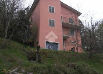 Casa indipendente Localita' Perlezzi Basso, Borzonasca - foto 9