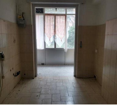 6.jpg - Appartamento all'asta Mura Degli Angeli 35, Genova (zona San Teodoro) - foto 3