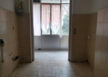 6.jpg - Appartamento all'asta Mura Degli Angeli 35, Genova (zona San Teodoro) - foto 3