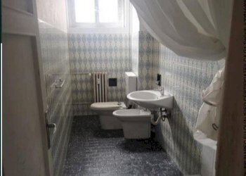 10.jpg - Appartamento all'asta Mura Degli Angeli 35, Genova (zona San Teodoro) - foto 10