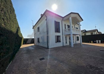 20260319_104353.jpg - Villa Via Ariel Ben Gurion 298, Pincara - foto 2