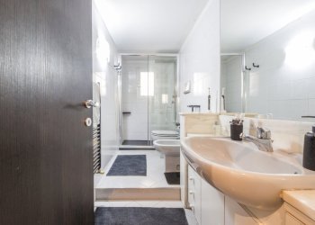 IMG_6953.jpg - Appartamento Via Pisacane 16, Genova (zona Foce) - foto 6