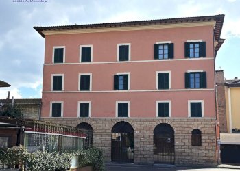 02.jpg - Appartamento Via Bastiola 95, Bastia Umbra - foto 2