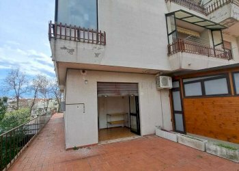 WhatsApp Image 2026-02-19 at 13.20.16 (5).jpeg - Commercial Premises via San Francesco d' Assisi 3, Lanciano - photo 14