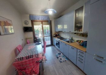 cucina - Quadrilocale Via della Quercia, Vaiano - foto 10