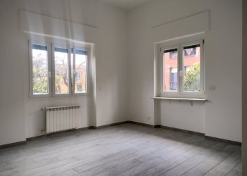 IMG20260323163850.jpg - Apartment Via Santorre de Rossi di Santarosa, Genova (neighborhood Nervi) - photo 10