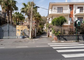 Via Livorno 101 1 - Two-room apartment Via Livorno 101, Aci Castello - photo 1