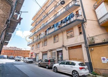 1 prospetto stabile.jpg - Appartamento Via Catania 42, Enna - foto 1