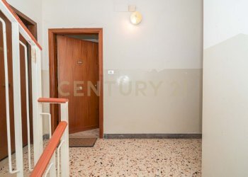 3 pianerottolo.jpg - Appartamento Via Catania 42, Enna - foto 3