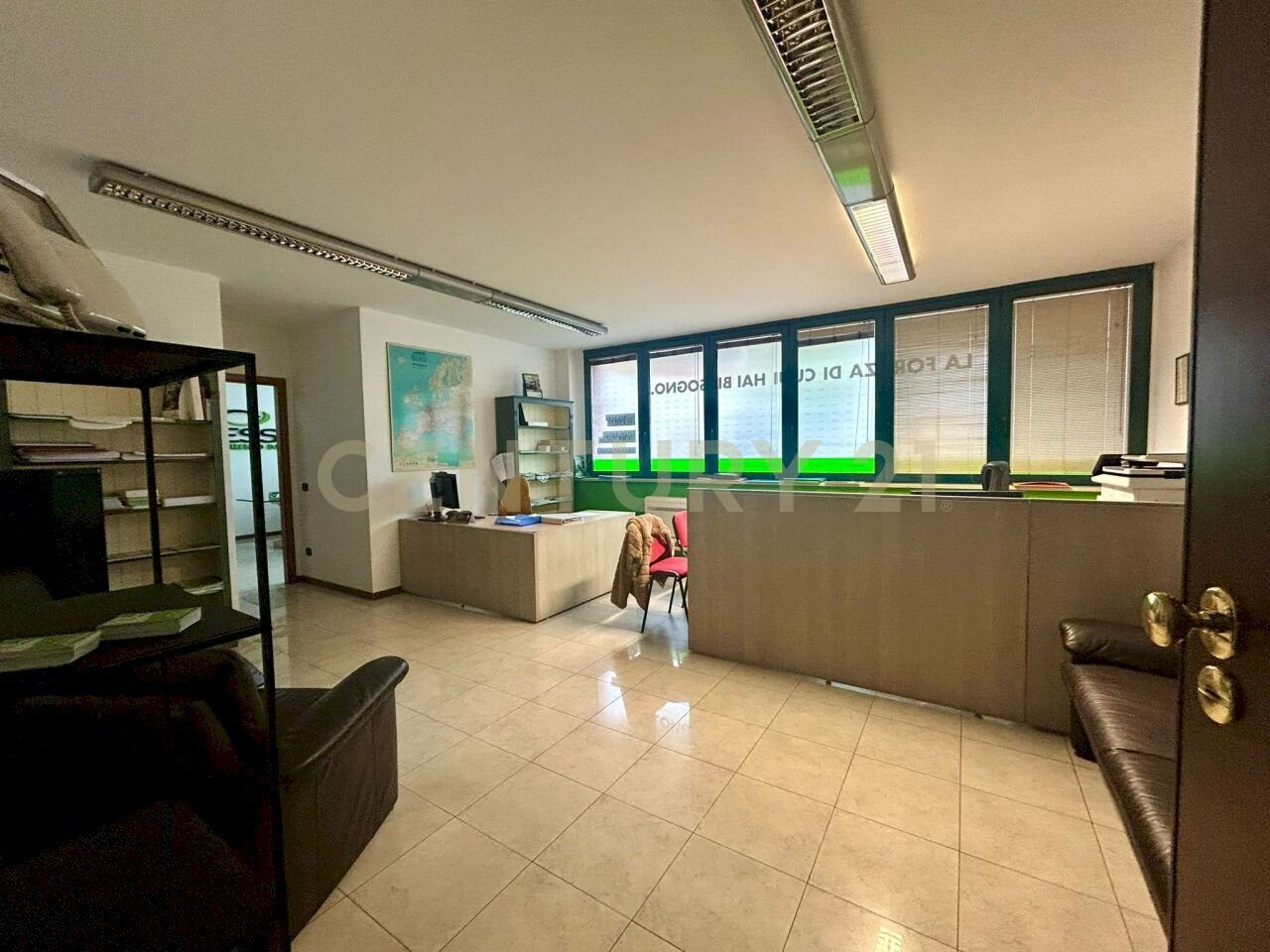 01.jpg - Ufficio Via Marco Minghetti 16, San Bonifacio - foto 1