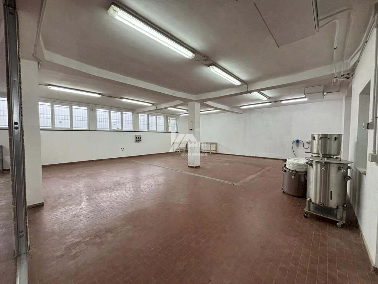 IMG-20250414-WA0007_risultato.jpg - Laboratorio via carabioli, Cellatica - foto 3