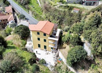 Facciata - Four-room apartment Via Comorga Rivarola, Carasco - photo 9