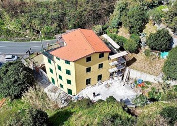 Facciata - Four-room apartment Via Comorga Rivarola, Carasco - photo 17