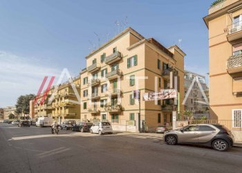 Bilocale Via Gregorio Xi, Roma - foto 1