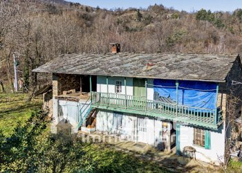 Facciata - Casa indipendente Via Crosa, Bagnolo Piemonte - foto 2