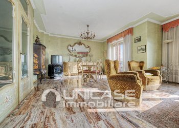 Salone - Appartamento Piazza Vittorio Veneto, 44, Paesana - foto 2