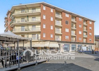 Facciata - Appartamento Piazza Vittorio Veneto, 44, Paesana - foto 46
