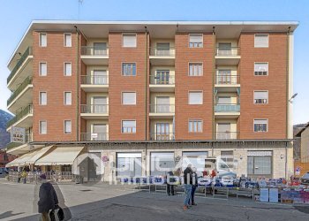 Facciata - Appartamento Piazza Vittorio Veneto, 44, Paesana - foto 47