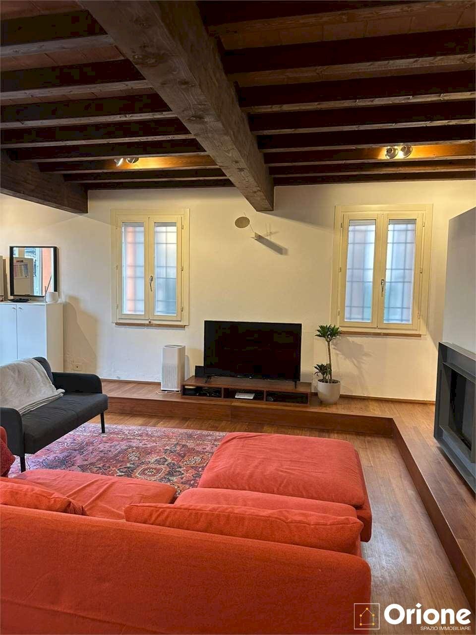 Porzione di casa Modena - foto 2