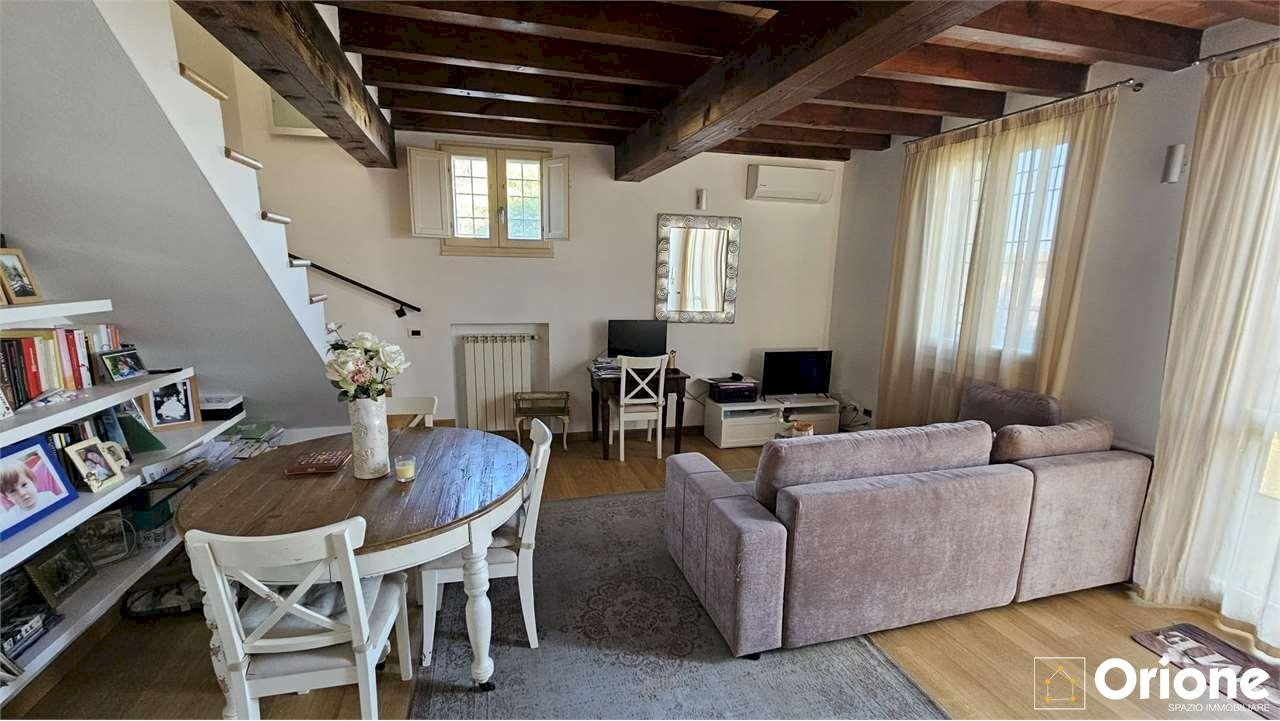 Three-room apartment Modena - photo 3