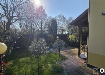 Three-room apartment Modena - photo 12