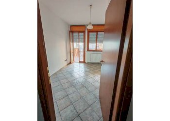 Trilocale Asti - foto 6