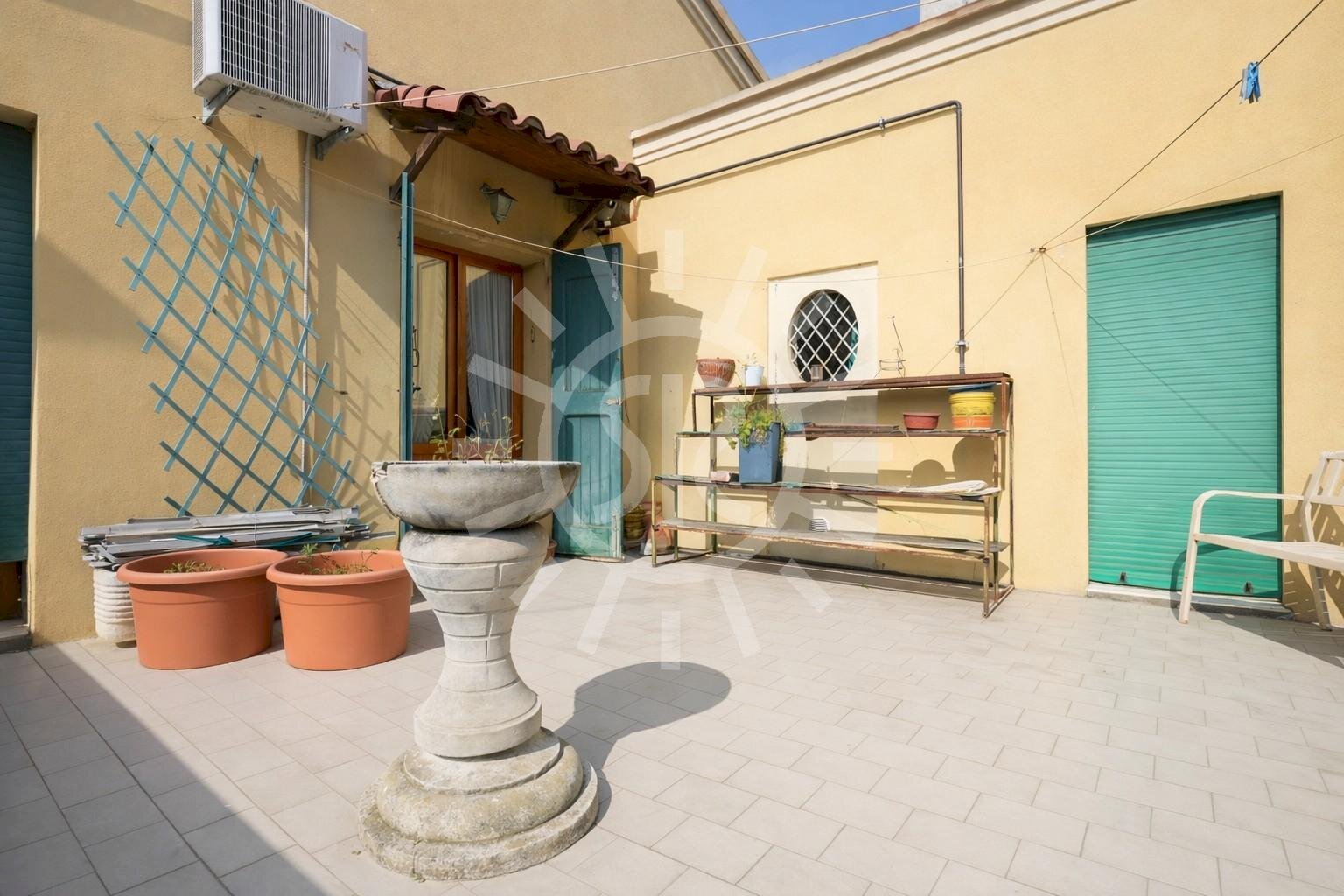 Portion of a house Budrio - photo 1