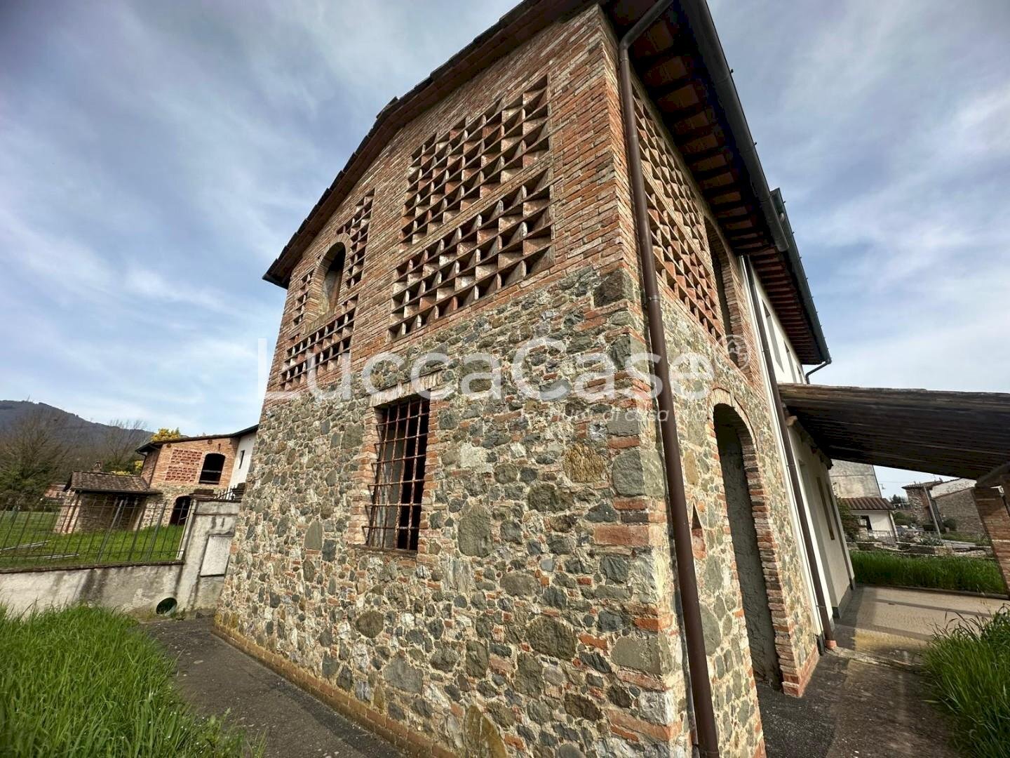 Independent house Camigliano - photo 3