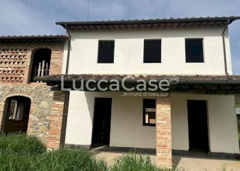 Independent house Camigliano - photo 5