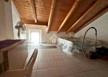 Semi-detached house Via Cesare Battisti, San Germano Vercellese - photo 18