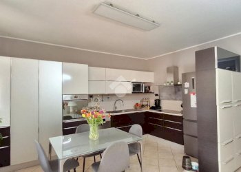 Four-room apartment Via Monti, Castiglione Torinese - photo 9