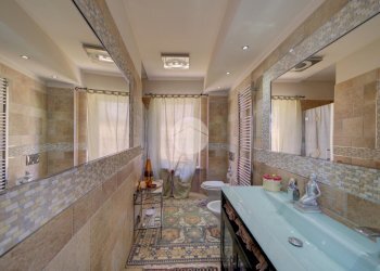 Three-family Villa Via al castello, Rivoli - photo 22