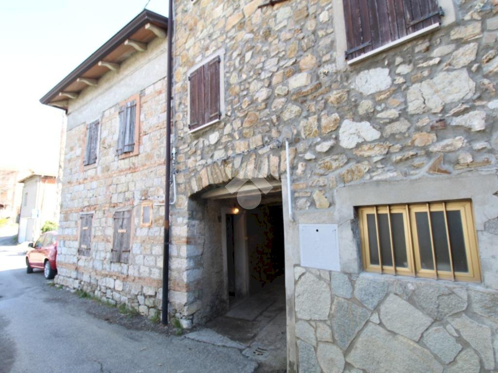 Semi-detached house Via Bertini, Villa Minozzo - photo 1