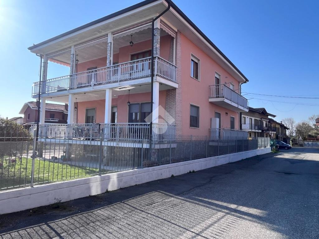 Appartamento Via San Carlo, San Francesco al Campo - foto 3