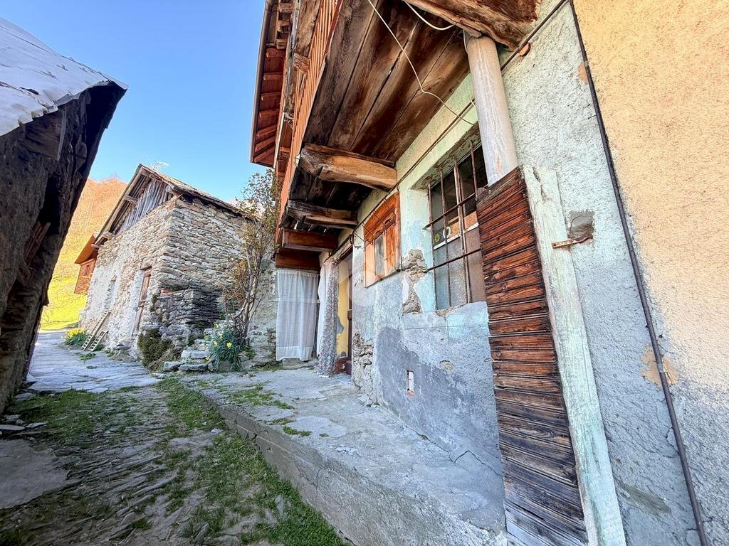 Rustic Frazione polpresa giet, Viù - photo 3