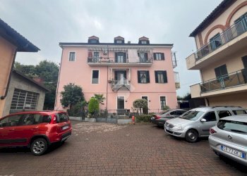 Three-room apartment Via molino colombini, Pinerolo - photo 2