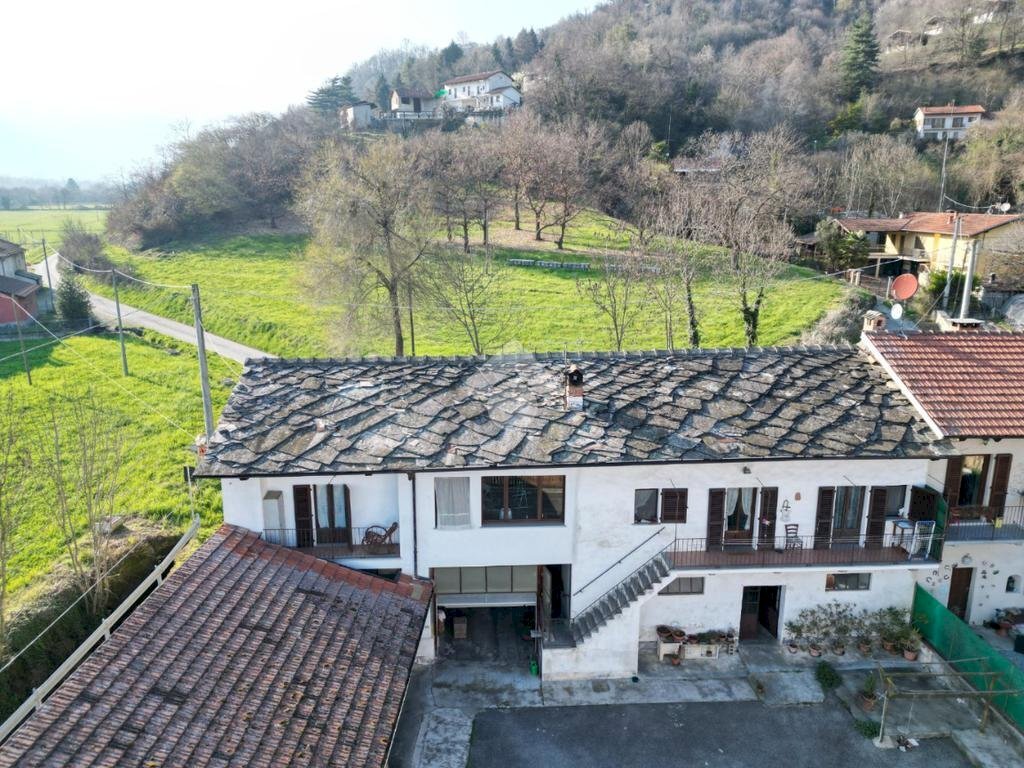 Casa semi indipendente Via Vecchia della Valle, Revello - foto 1