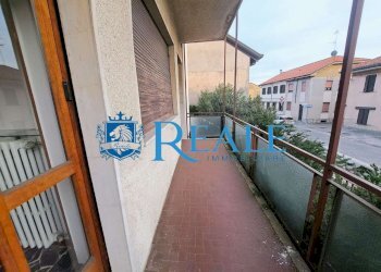 Four-room apartment Marcallo con Casone - photo 8