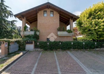 Posto Auto Via Cesare Beccaria, Reggio nell'Emilia - foto 6