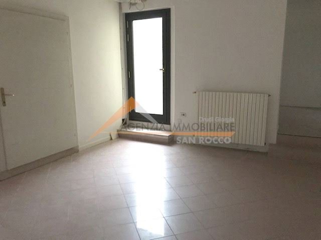 Shop Ravenna (neighborhood Borgo San Rocco) - photo 2