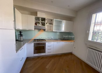 Three-family Villa Ravenna (neighborhood Borgo San Rocco) - photo 7