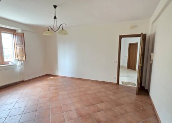 Foto 5 - Appartamento via Vincenzo Palermo
 
11/13, Castelvetere sul Calore - foto 5